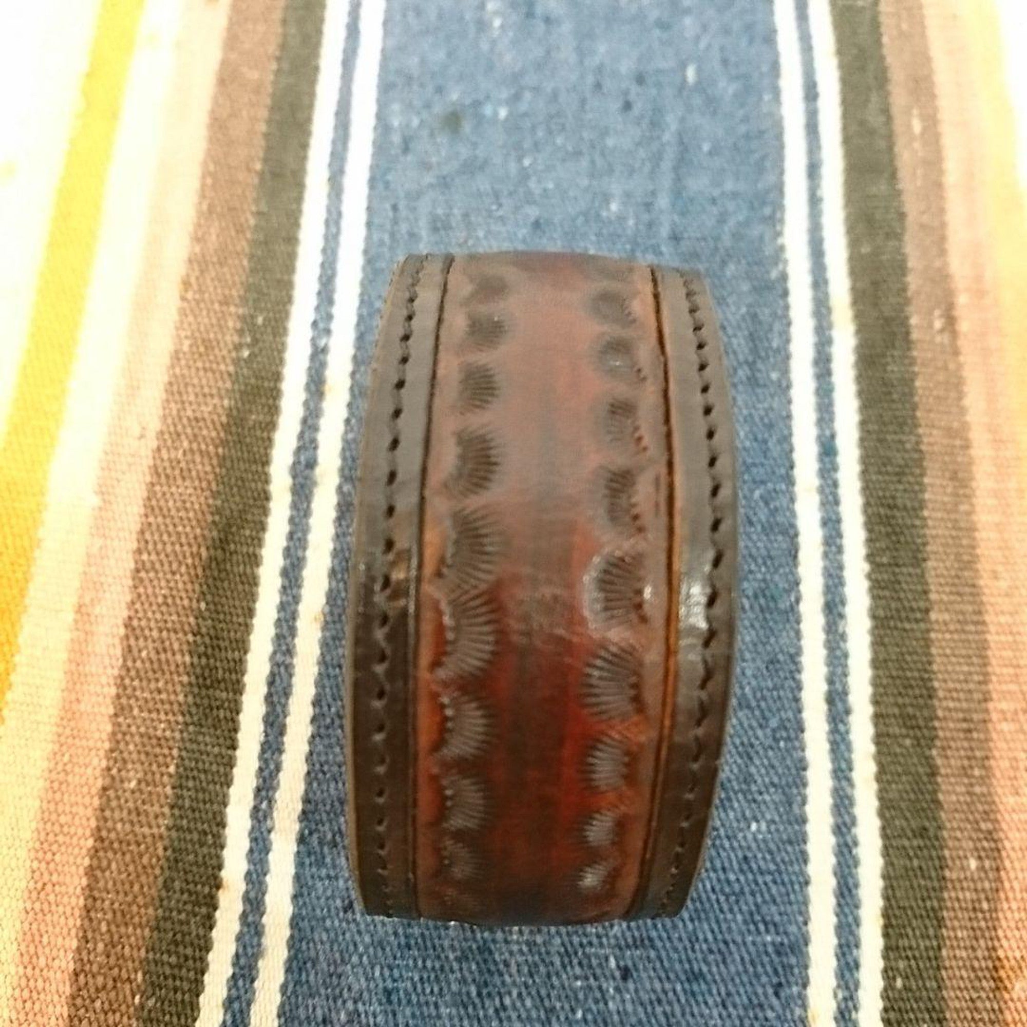 Carving Leather Bracelet　レザーカービングレザーブレスレット